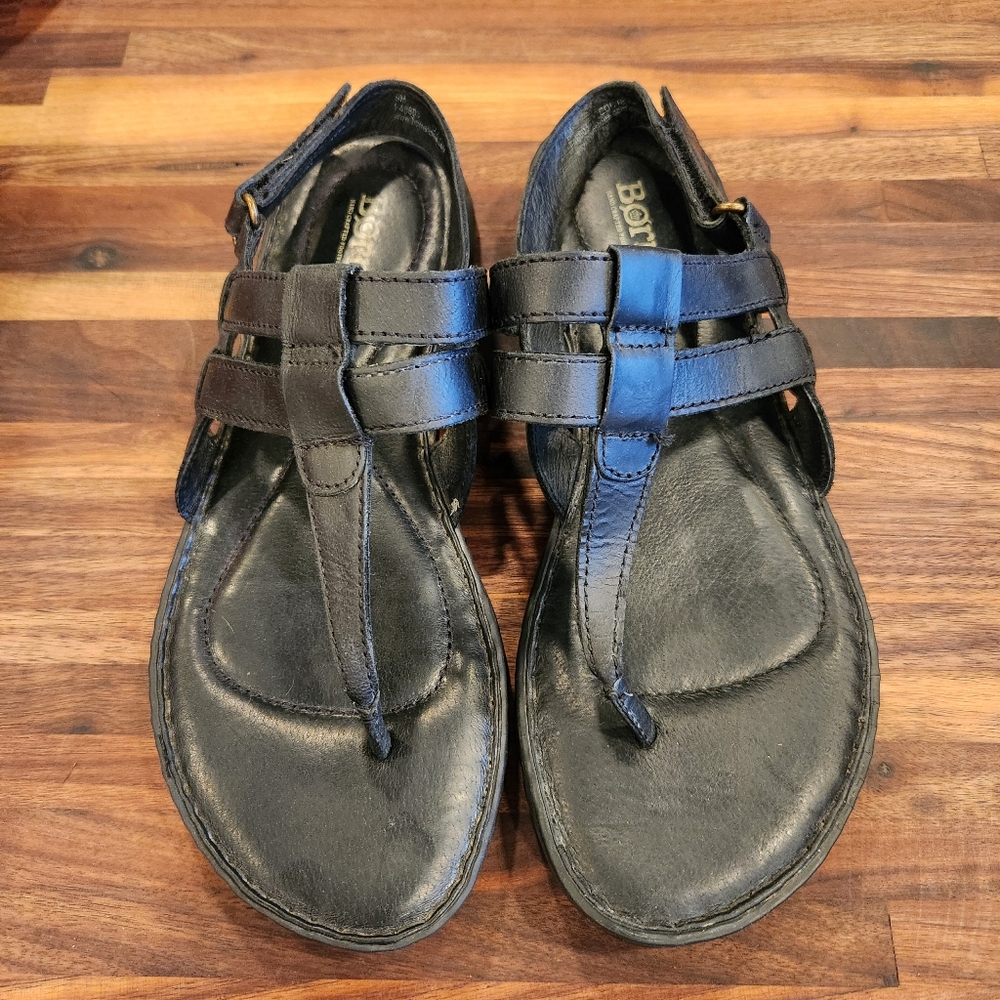 Born Black Leather Sandal Size 9